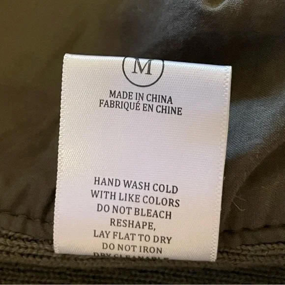 ✅HOST Pick✅ Blank NYC Open Style Jacket, Medium - Picture 4 of 8